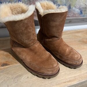Ugg Size 7